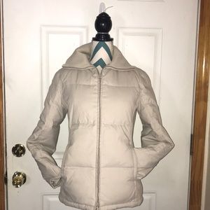 GAP Down Filled Jacket Sz Small Color Light Cement